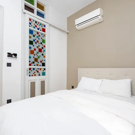 Apartment Private Building Featuring Two Separate